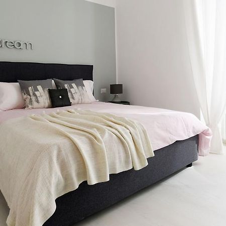Altido Superb Apt Near Arco Della Pace And Sforzesco Castle Milano Exteriör bild